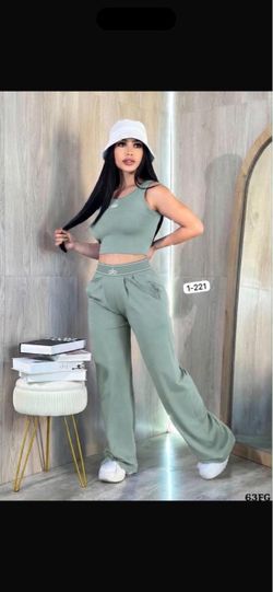 Alo Yoga Crop Top and Wide-Leg Pants Set
