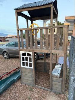 KidKraft Two Story Playhouse Project / Parts