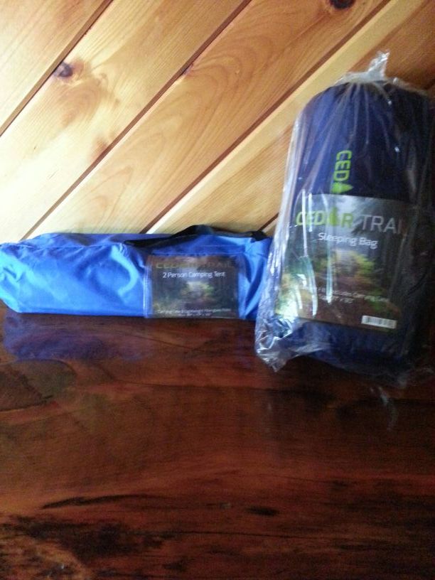 Cedar Trail 2 Perdon Camping Tent & Sleeping Bag New