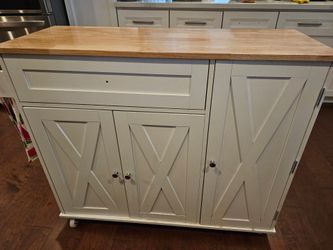 Kitchen island