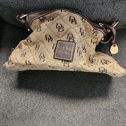 Dooney&Bourke