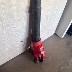 Milwaukee Fuel M18 450cfm Blower