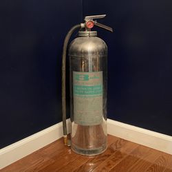 Vintage Badger WP-40 Fire Extinguisher
