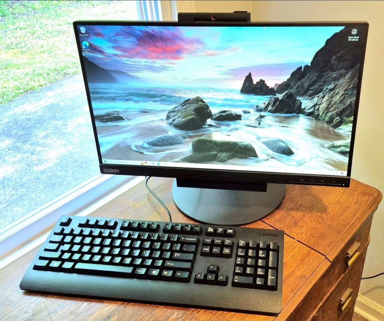 Lenovo ThinkCentre M90q All In One Desktop Pc With 16gb Of Ram