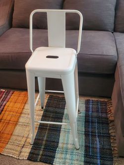 White stools