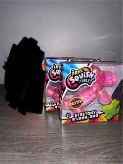 Irre-Squish-Tible glitter balloon dog