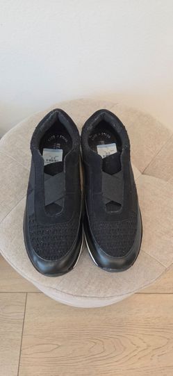 Brand New Kenneth Cole Black Mens Sneakers Size 11