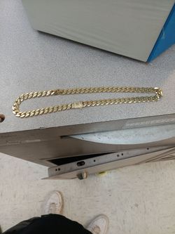 Men Gold Necklaces