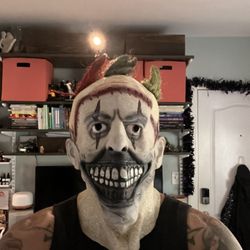 Scary Clown Mask