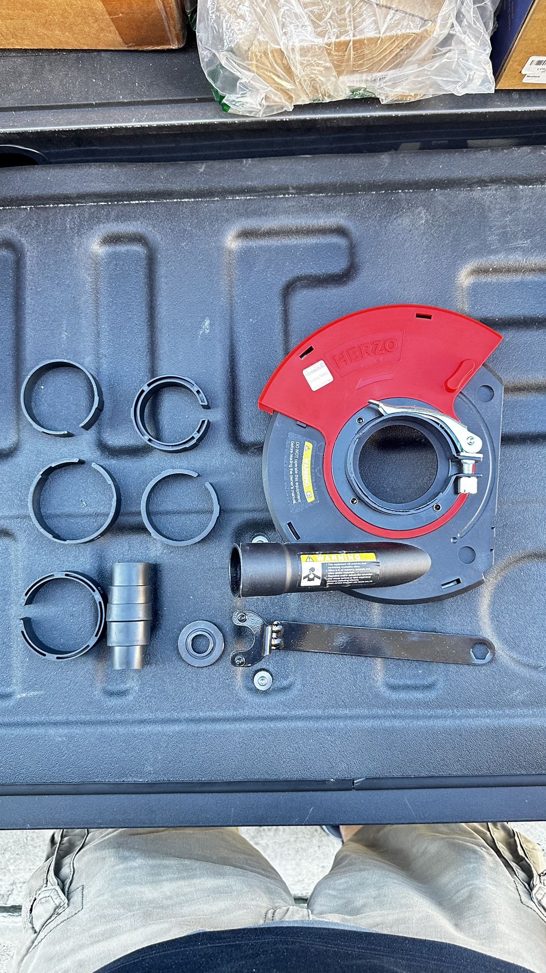 Universal Grinder Dust Shroud 