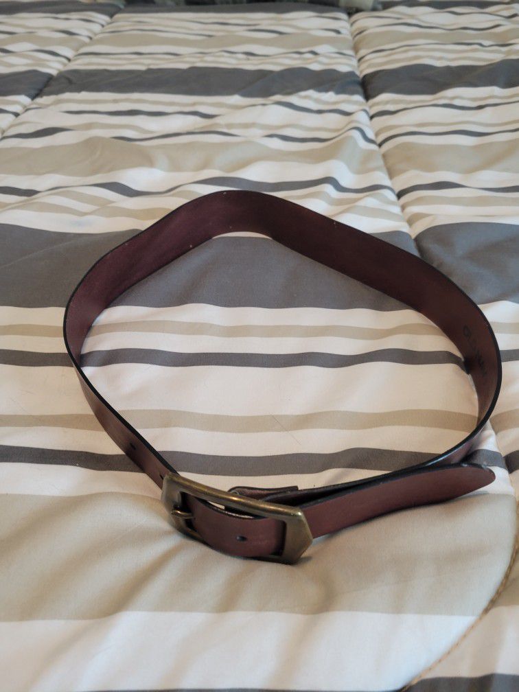 Old Navy Size XS/ S leather Belt