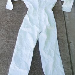 DuPont TyVex Disposable Coveralls Qty 4