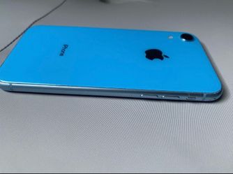 iPhone XR unlocked