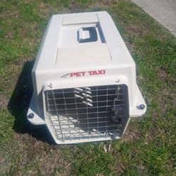 Small Animal Pet Taxi Carrier(Permate) 12x 14 x23  Inches 