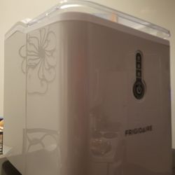 Ice Makers Countertop, 26Lbs/24 Hours, Portable Ice Maker Machine Countertop, 9 Cubes Ready in 7-10 Mins, 2 Size Ice Cubes, Self-Cleaning Ice Machine 