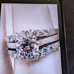 Wedding Ring Set-3 Piece. 1.12ct Round Diamond Engagement Ring AND 2 Chevron Style Anniversary Bands 0.33ct on each band. 
