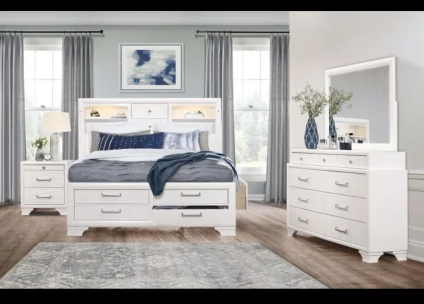 Queen Bedroom Set