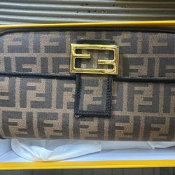 Purse/wallet Fendi