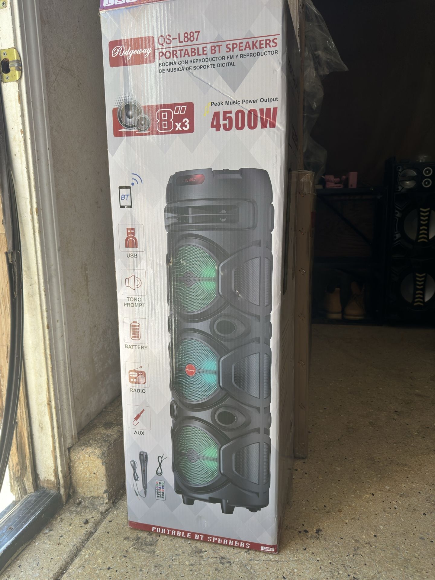 Rechargeable Speaker System - Triple 8” Woofer 