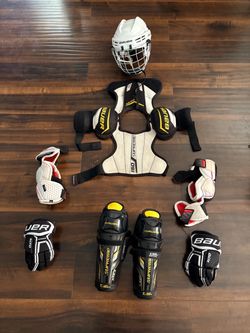 Ice Hockey youth helmet & pads s/m ages 5-7