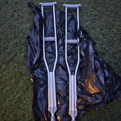 Like New Crutches,  For 5'2 ' 5'10"