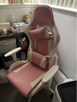 Gaming chair