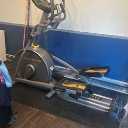 Live strong elliptical machine