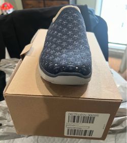 Skechers
