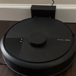 Roomba vacuum