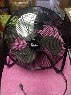 Deluxe fan 18"