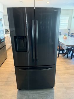 Samsung 28 Cu. Ft. Black Stainless Steel French Door Refrigerator w/ Ice & Water