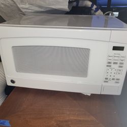White Microwave, Large G. E. 