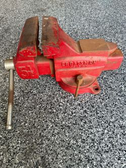 Vintage craftsman 5 1/2 vise