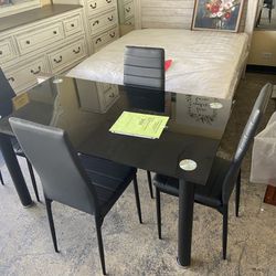 Glass Dining Table & 4 Chairs 