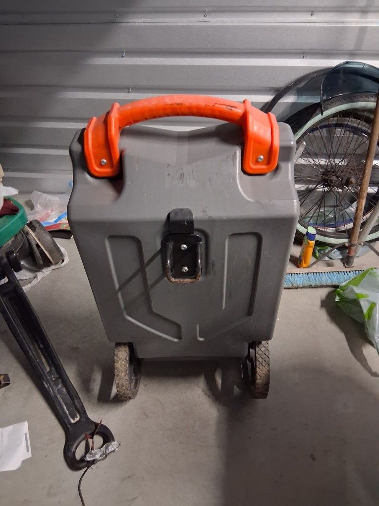 RHINO MOTORHOME WASTE TANK 100$