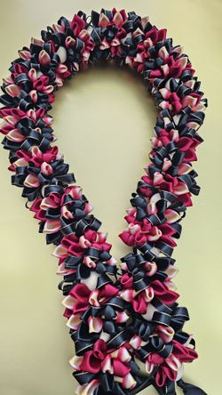 Luxury Graduation Lei