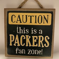 Packers Sign 