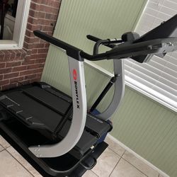 BowFlex TreadClimber TC200