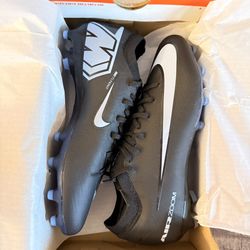 NEW NIKE Zoom Vapor 16 Pro Soccer Cleats