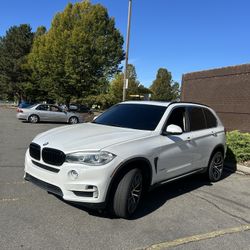 2015 BMW X5 • xDrive35i Sport Utility 4D