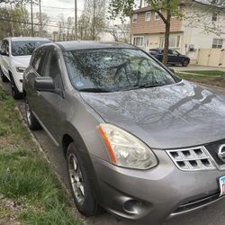 Nissan Rogue 2012