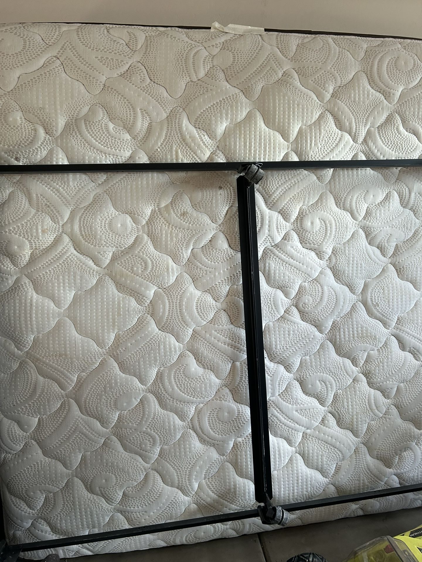 King Size Bed PENDING 