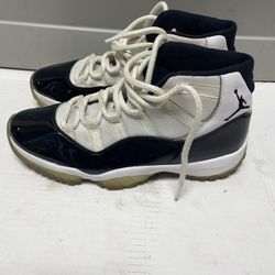 Nike Air Jordan 11 Retro High Concord 