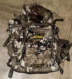 Cabelas 2500 Hunting Pack