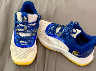 Curry basketball shoes (Under Armour)