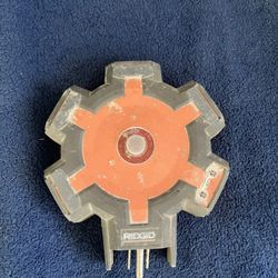 RIDGID 18V 6-Port Sequential Battery Charger Station (R86096 / AC86096)