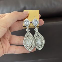 Silver Diamond Earings