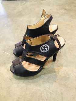 AUTHENTIC Gucci Heels Size 6.5