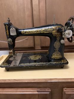 Singer Vintage Sewing Machine  Thumbnail