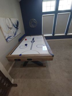 Hockey table